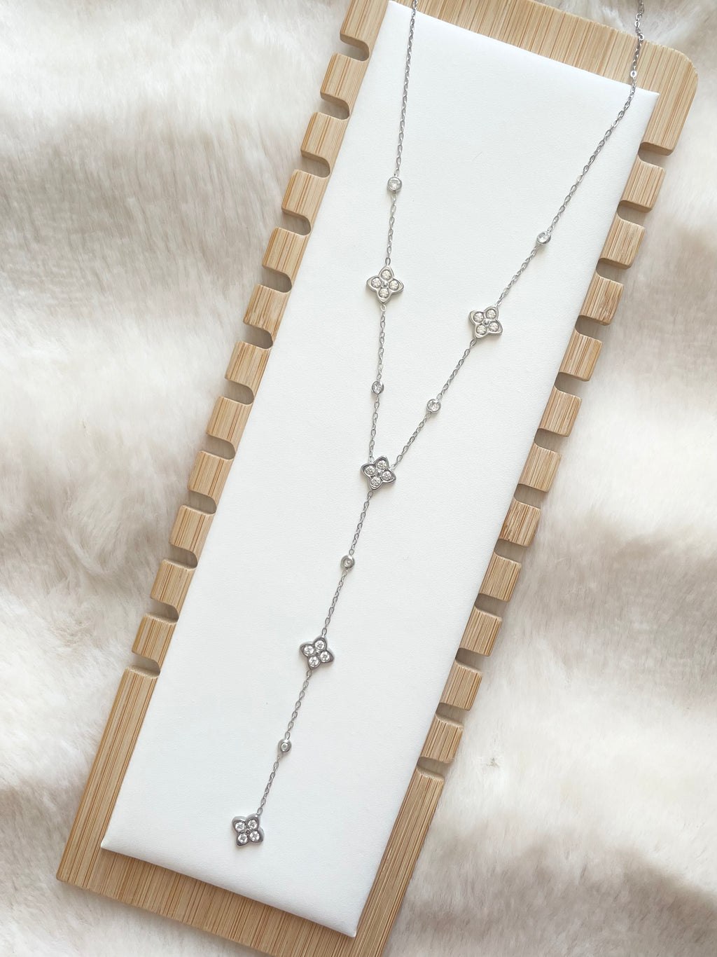 Collier HIND